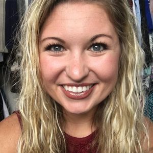 Meet your Posher, Ev